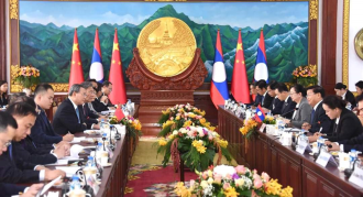 President Receives Chinese Premier 